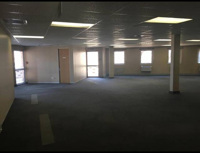 BUSINESS PROPERTY TO RENT IN SAMRAND BUSINESS PARK